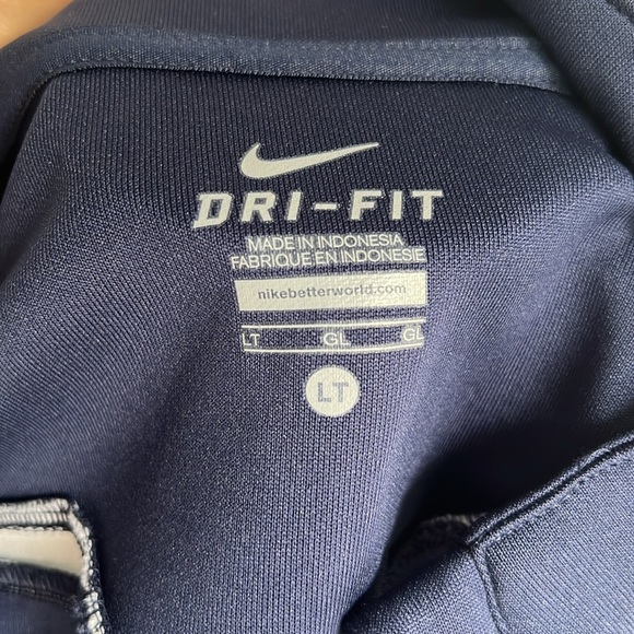 Nike women jacket size Large - Picture 6 of 7